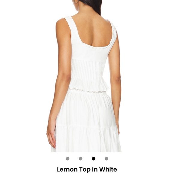 NIA REVOLVE Elegant White Sleeveless Top - Picture 2 of 4